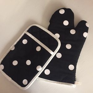 Kate Spade Hot Mitt Duo